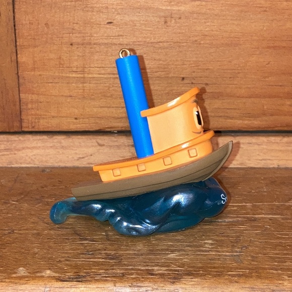 “Scuffy the Tugboat” 2000 Hallmark Ornament - Picture 5 of 10